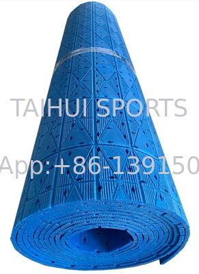 پد شاک زیرپوشیده از فوم PE با گواهینامه استاندارد فیفا 30kg/m3 تراکم برای جذب شاک عالی