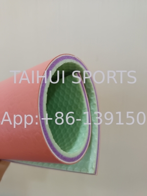 6mm بادی منتون Pvc فلور تایل سبز / آبی / زرد / قرمز / خاکستری تناسب اندام در فضای باز PVC کف داخلی